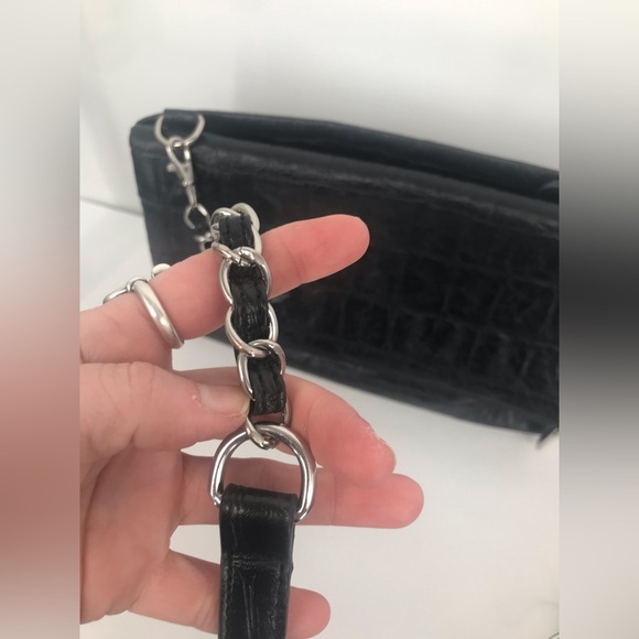 Vegan Leather Convertible Crossbody Fold Over Handbag - Picture 4 of 13